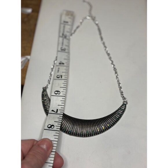 Black & Silver Bib Statement Necklace With Iridescent Accents Adjustable Chain L - Picture 7 of 9